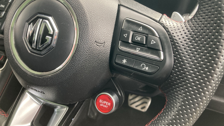 MG Hs 1.5 T-GDI Exclusive 5dr DCT Petrol Hatchback